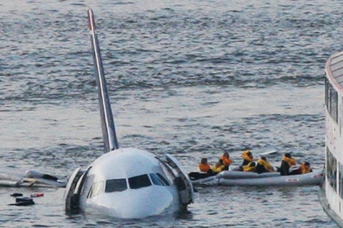 flugzeug_7boot_DW_V_734445g[1].jpg