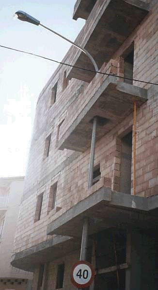 zzbuildingaround.jpg